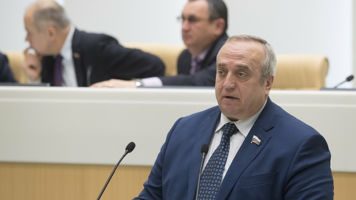 Сенатор Клинцевич: Киев не дождется зеркальной реакции Москвы на запрет въезда российским мужчинам на Украину