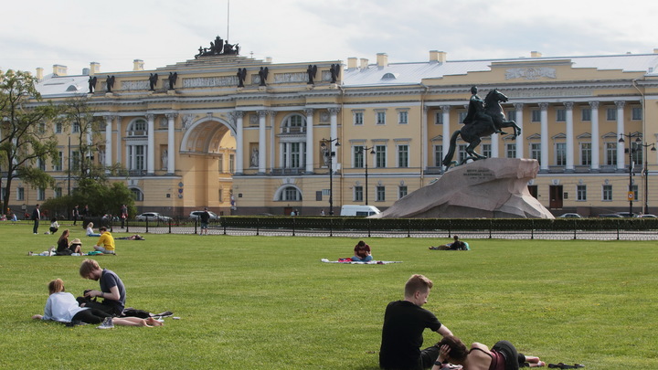 Синоптики рассказали, какой месяц в Петербурге будет самым жарким
