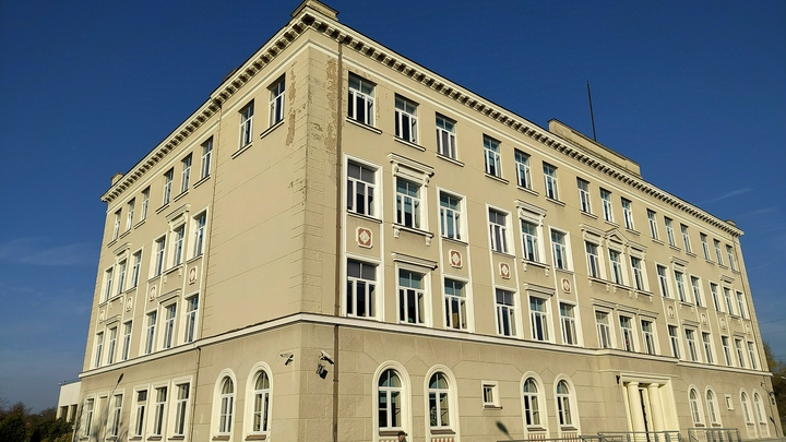 В Новосибирске для лицея №185 построят новое здание с бассейном