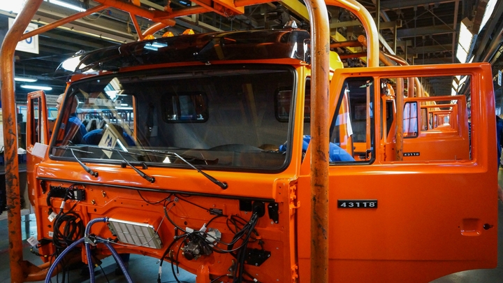 Токаев посетил завод «КАМАЗ» в сопровождении главы Татарстана