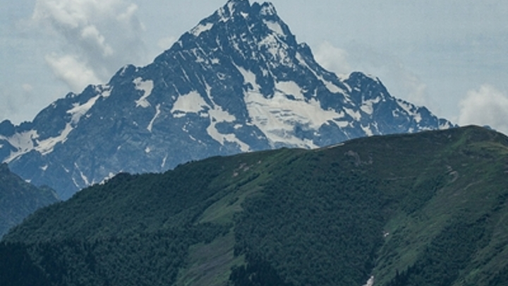 Подготовку к зимнему сезону завершают горнолыжные курорты Сочи