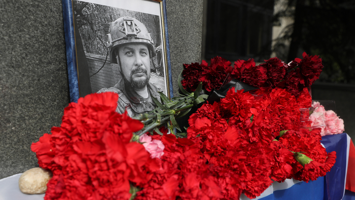 Теракт в Петербурге: Обвинение предъявлено - названа цена убийства Владлена Татарского