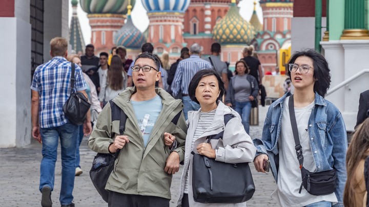 Жители Китая стали в несколько раз чаще посещать Россию