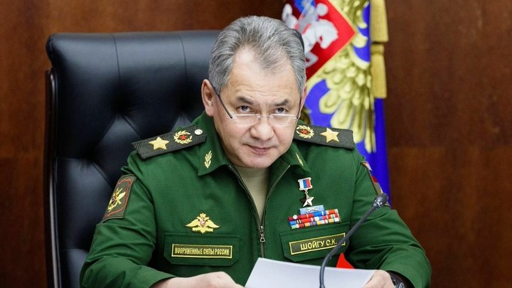 Министр обороны Шойгу: В России изменят призывной возраст и численность Вооружённых сил
