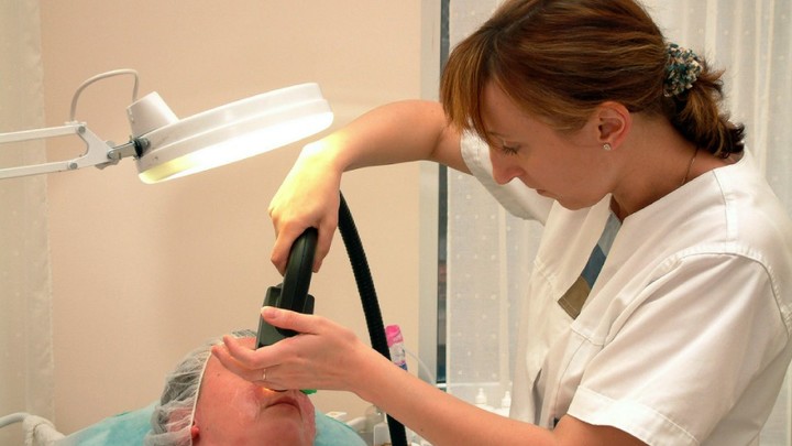 Лечение светом: Русские учёные научились уничтожать рак