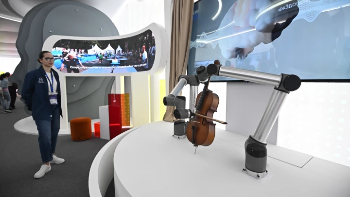 Участники Архипелага 2025 показали аэратор для водоемов и другие разработки