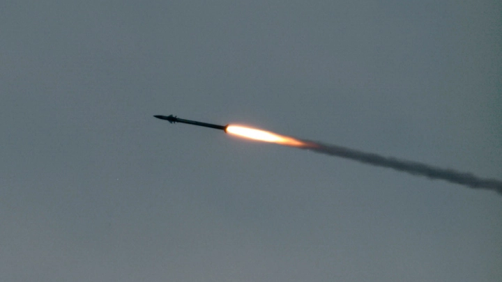 СБУ оцепило киевский квартал: Подполье сообщило об ударе по важному заводу