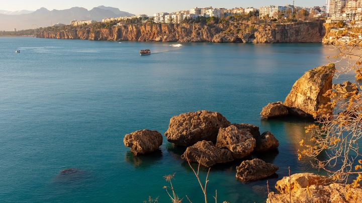 Турецкие спасатели нашли тело капитана затонувшего сухогруза Арвин: Это гражданин России