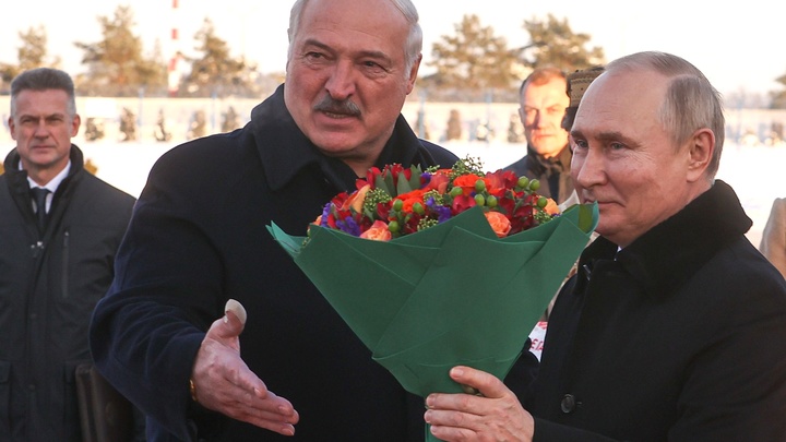 Президент Владимир Путин прибыл в Республику Беларусь с официальным визитом