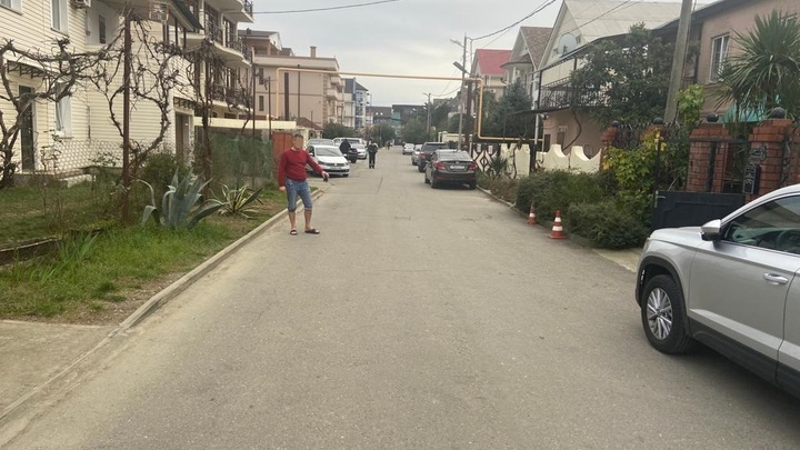 В Сочи водитель иномарки сбил 10-летнего мальчика и скрылся с места аварии