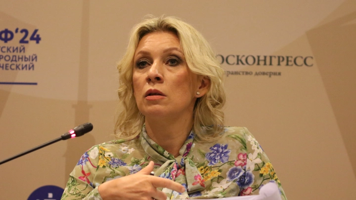 Мария Захарова двумя словами описала намерение Зеленского собрать лидеров ЕС в Киеве 9 мая