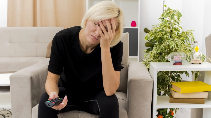 Принудительный просмотр: на Smart TV с прошивкой от Яндекса появятся неотключаемые рекламные блоки