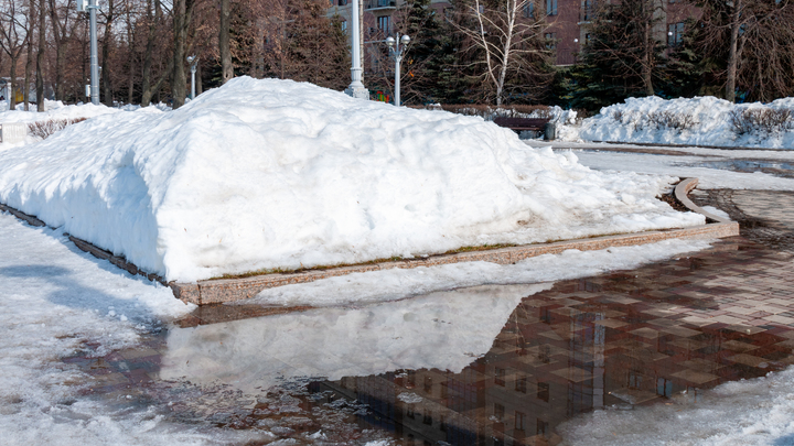 Синоптики рассказали, сколько простоят холода в Свердловской области