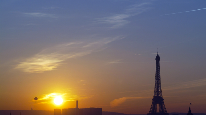 Не туда смотрите: Читатели Le Figaro упрекнули журналиста за статью о страхе России