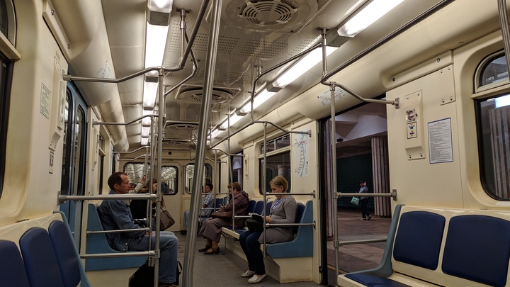В тоннелях зелёной ветки новосибирского метро заработал LTE-интернет