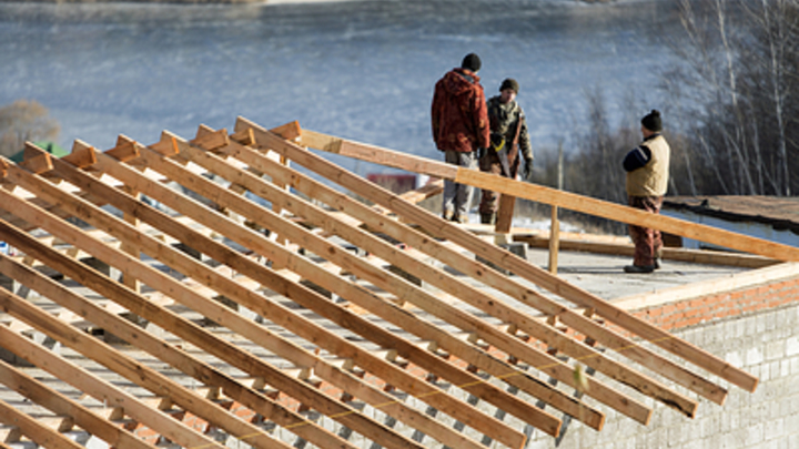 Минобразования опровергло слухи об обрушении крыши в школе Смоленки