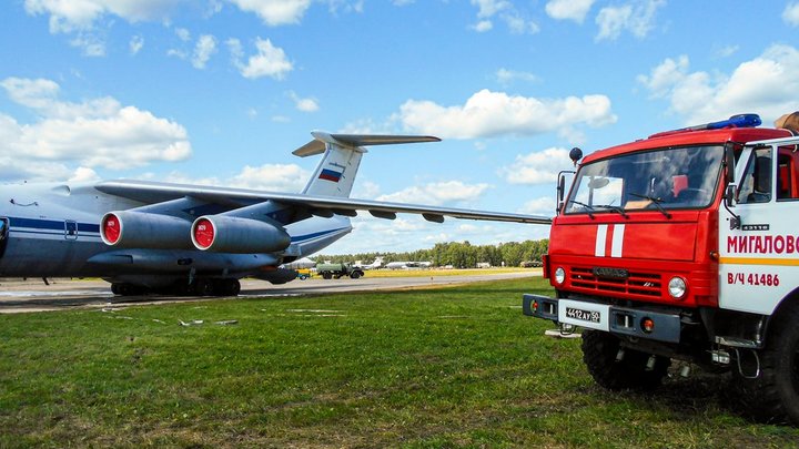 В Краснодаре загорелся один из корпусов лётного училища