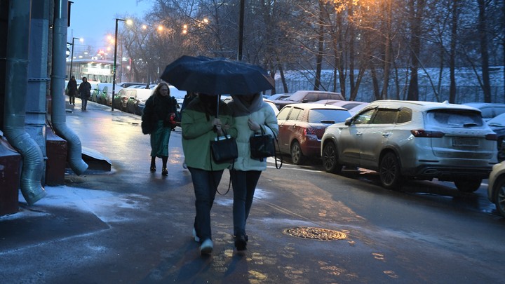 Снег и гололедица ожидаются в Москве и Подмосковье 17 ноября