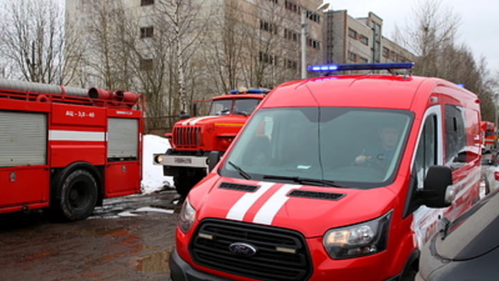 В Петербурге четвертой жертвой пожара на улице Маршала Захарова стала 25-летняя девушка