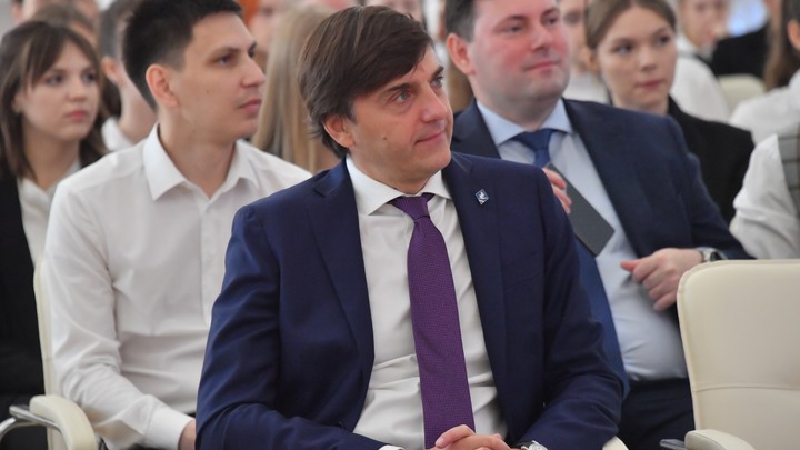 Речи об исключении Пушкина нет: Кравцов рассказал, что изучают дети на уроках
