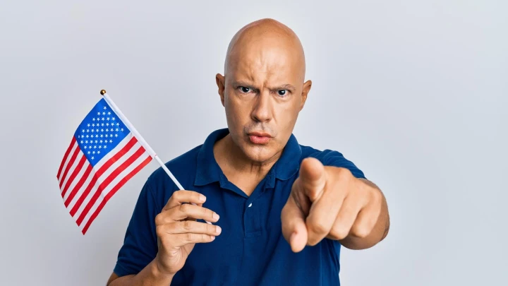 Что смутило американца в поведении русских мужчин: В США подобное - только в гетто