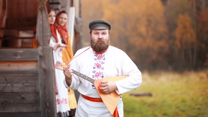 Музыкальный праздник: 23 июня отмечается Международный день балалайки