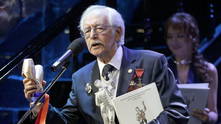 И двух дней после выписки не прошло: Василию Ливанову снова стало хуже - артисту вызвали скорую помощь