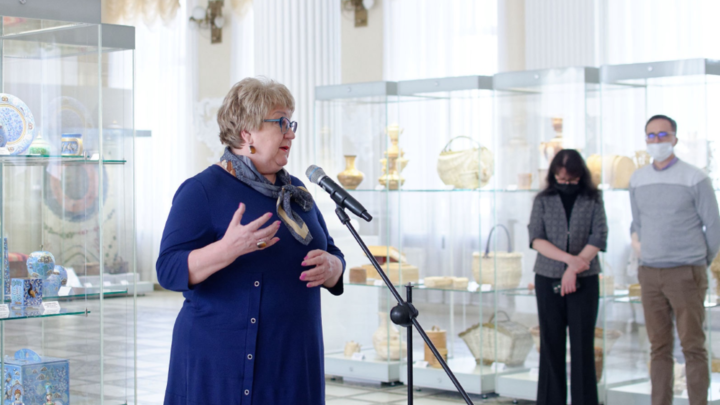 Губернатор Травников опроверг увольнение главы областного Минкульта