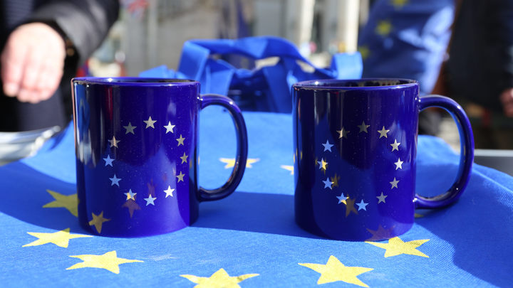 ЕС купит антикоррупционный суд Украины за миллиард евро