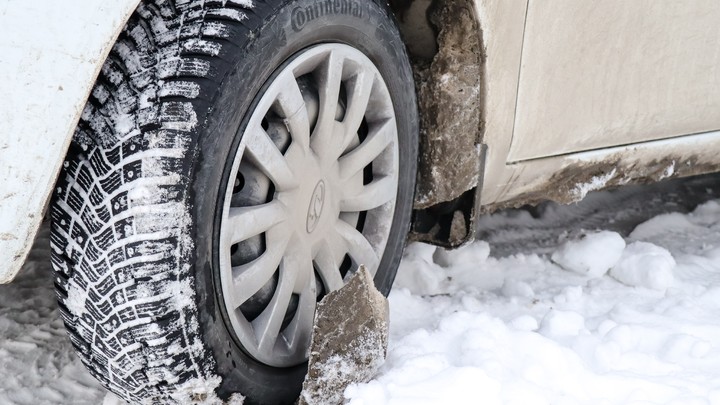 Ещё не время: Синоптик призвал не торопиться со сменой резины