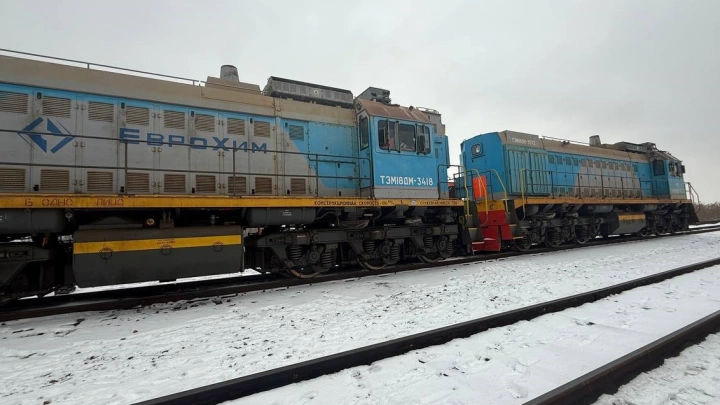 Три вагона с опасным химическим веществом сошли с рельсов в Ставропольском крае