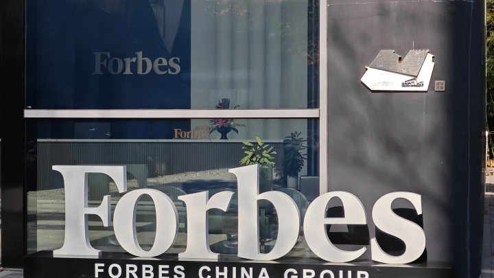 67-летняя блогер из Тюмени попала в список Forbes