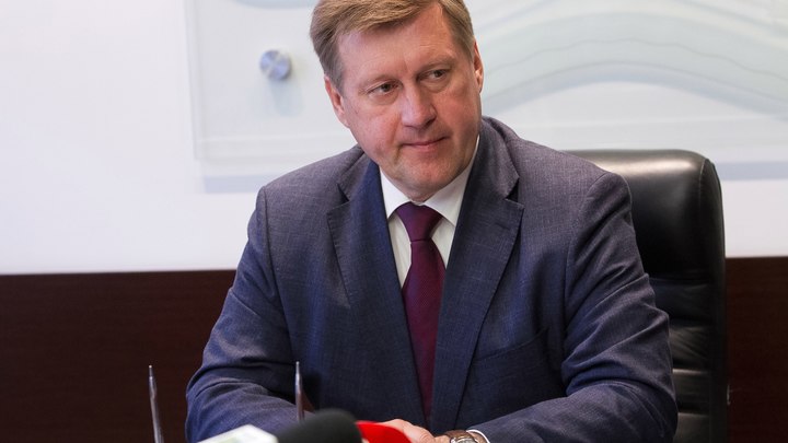 За что критикуют мэра Новосибирска Анатолия Локтя