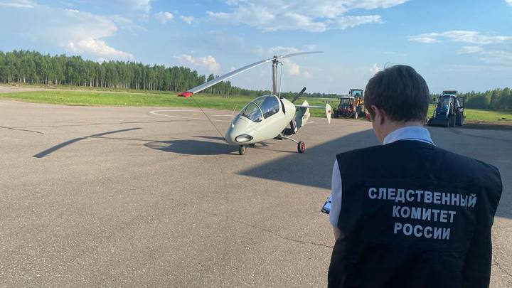В Псковской области экстренно сел самолет: что известно