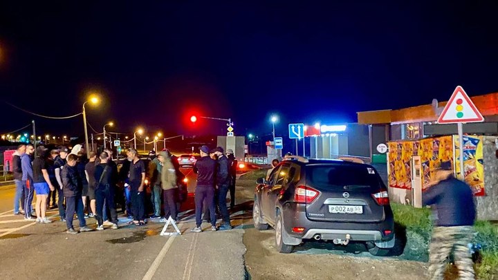 Никого и ничего не боимся: озверевшие мигранты избили челябинца за одно замечание