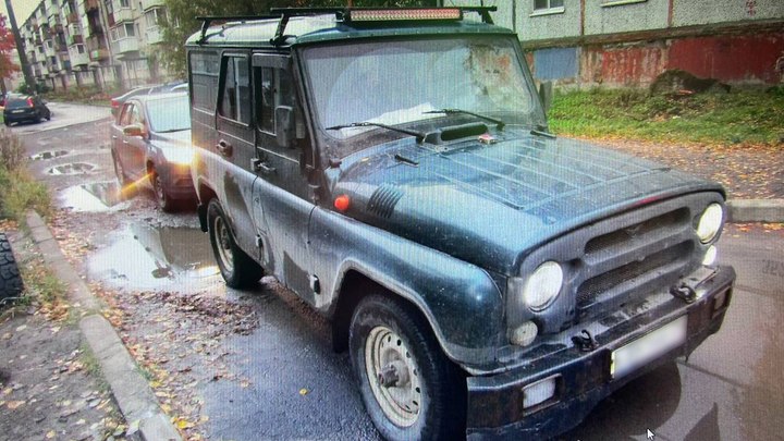 В Архангельске задержали пьяного водителя, управлявшего угнанным автомобилем