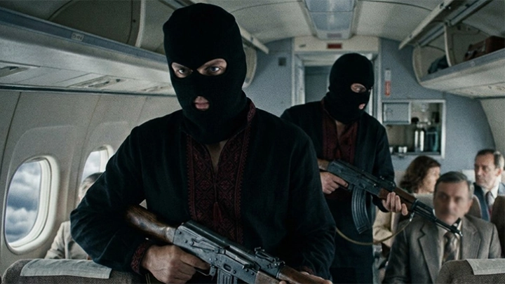 Угон самолёта в Киеве и ядерная угроза: Британский писатель предсказал СВО за 40 лет до Майдана – совпадения пугают