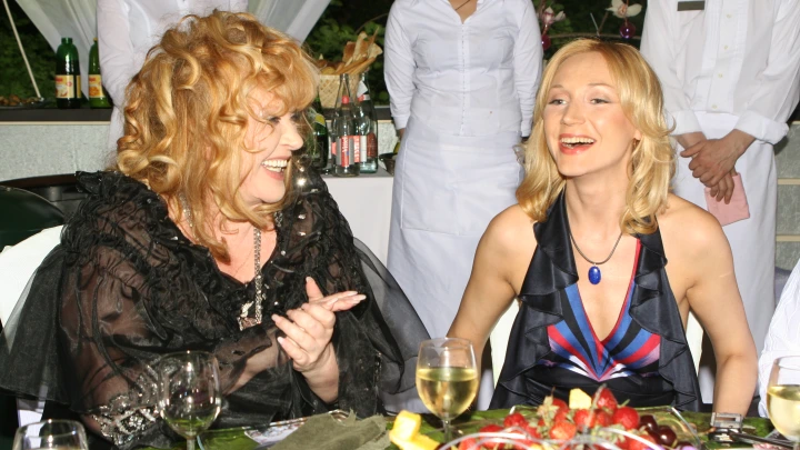 Политический вес мамы: запрет о въезде Орбакайте в Латвию может быть пересмотрен благодаря Пугачёвой