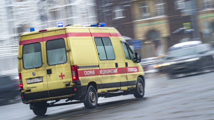 Коронавирус отступает: в больницах Петербурга занята лишь треть специальных коек
