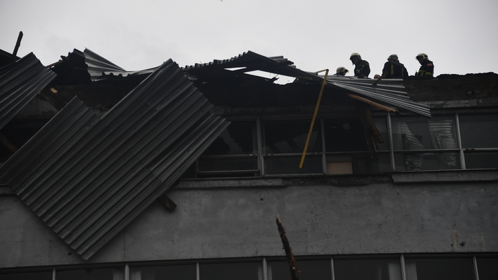 Ураган в Москве - не выдержал даже Кремль. Прямая трансляция