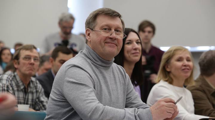 В Новосибирске руководители предприятий подписали обращение в защиту мэра Локтя