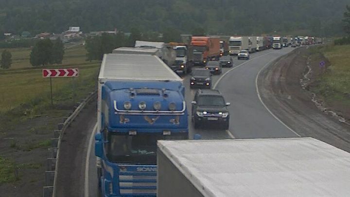 В массовом ДТП на М-5 погиб человек, четверо ранены
