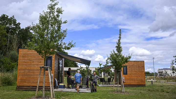 Вице-президент Гильдии отельеров Колесников: глэмпинги - будущее туризма в России