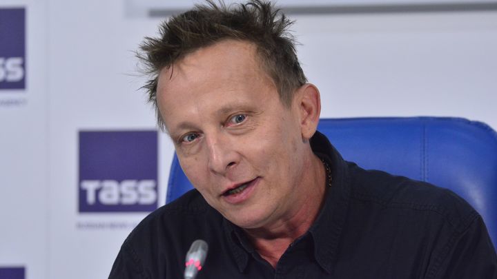 Вот, прилетело…: Охлобыстин рассказал о засаде в зоне СВО - от смерти спас подарок военкора