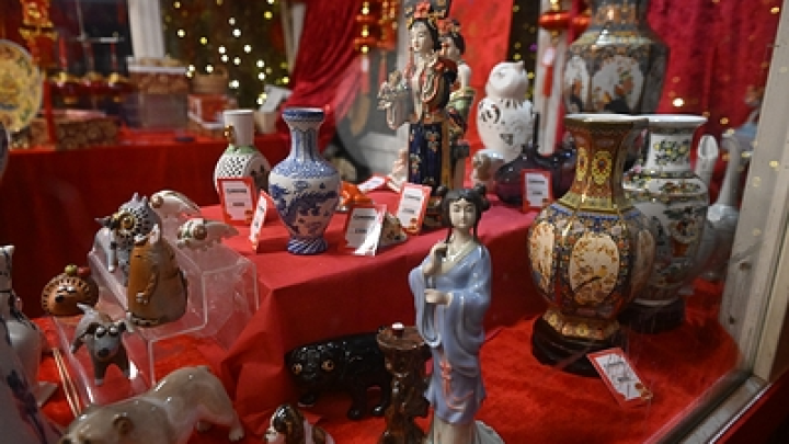 Пенсионер нашел сокровища в секретном тоннеле при восстановлении родового дома