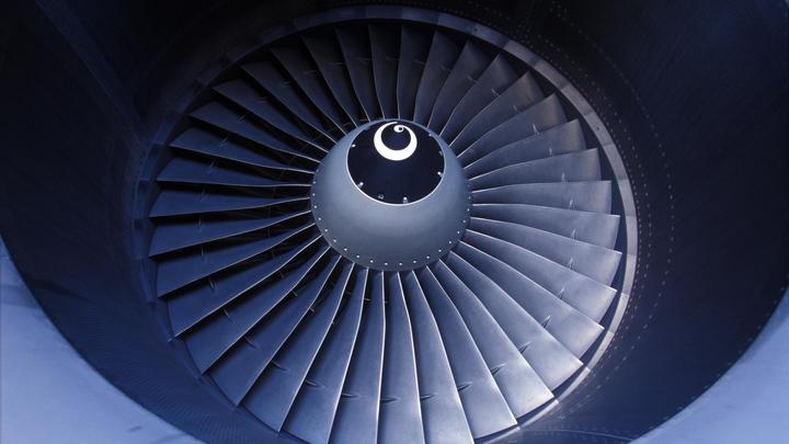 Три пассажира устроили матерную свару на борту самолёта