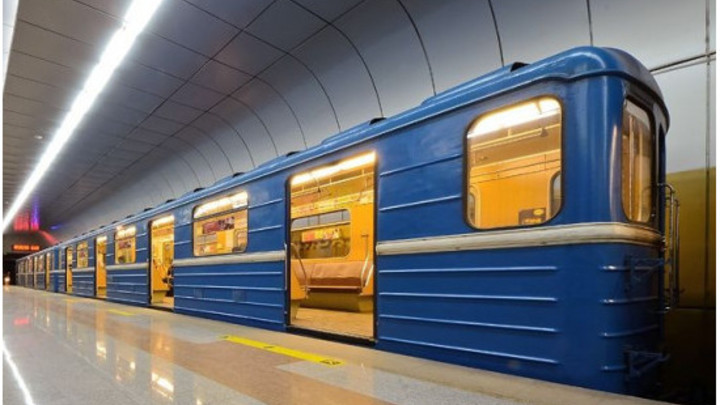 В Новосибирск привезут подержанные вагоны метро из Москвы