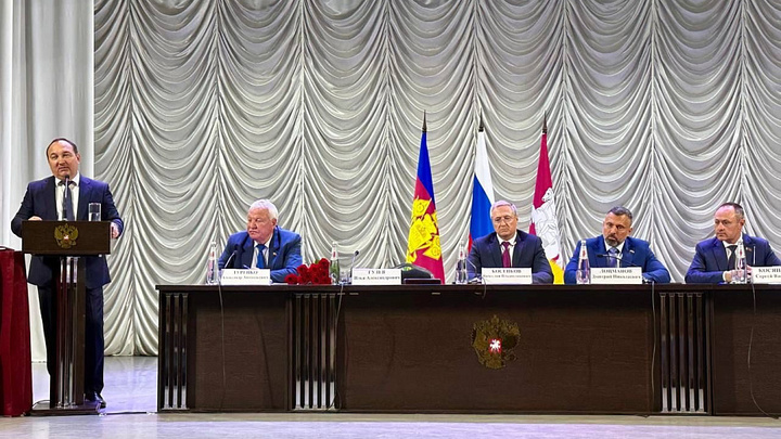 Илью Гузева переизбрали главой Кущёвского района