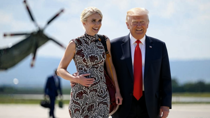 Тайные письма помощницы Трампа: Отругай меня, До меня никому нет дела