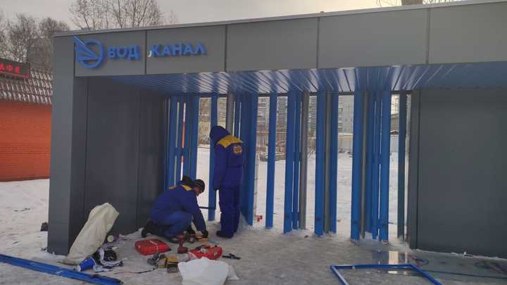 Вандалы разгромили новую остановку в Новокузнецке